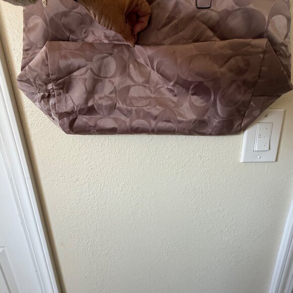 Coach Signature Logo Nylon Packable Tote with Zipper Light Pink - Picture 3 of 4